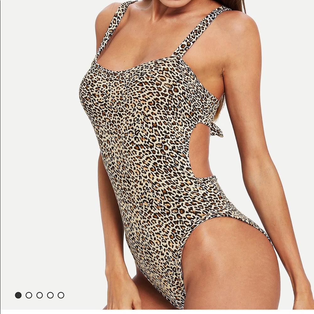 NWT Leopard Print Boutique Bodysuit